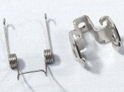 HEAD LIFT SPRING+LTCH PLT KM010-023
